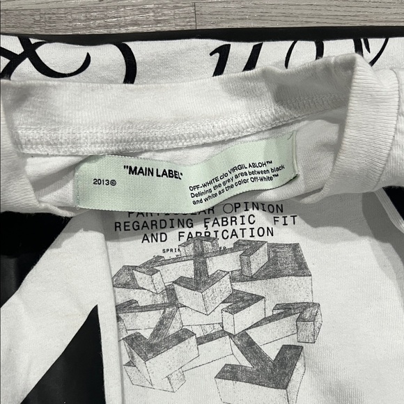 OFF-WHITE - Picture 3 of 7